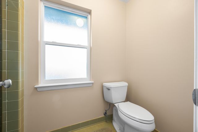 9 NW Sherwood Road, Fort Walton Beach, FL 32547