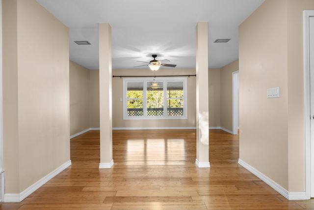 9 NW Sherwood Road, Fort Walton Beach, FL 32547