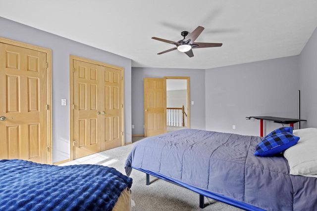 910 KINGS POINT COURT, Hobart, WI 54155