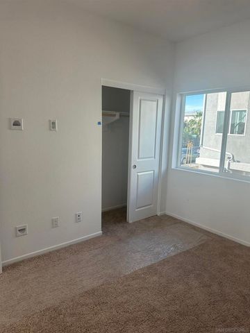 4952 Ocean View Blvd, San Diego, CA 92113