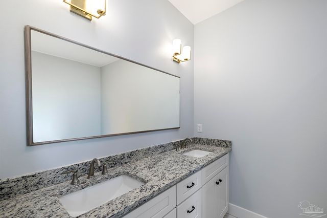 3805 N 10th Ave, Pensacola, FL 32503