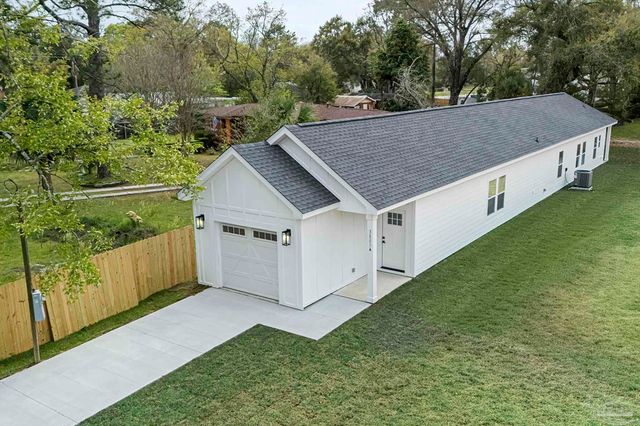 3805 N 10th Ave, Pensacola, FL 32503