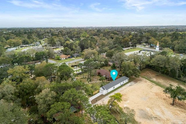 3805 N 10th Ave, Pensacola, FL 32503