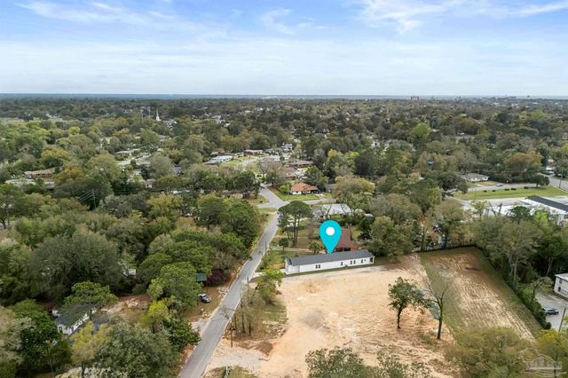 3805 N 10th Ave, Pensacola, FL 32503