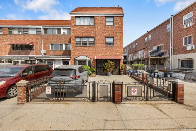 3141 68th Street, Woodside, NY 11377
