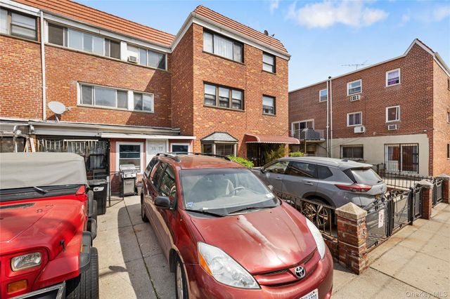 3141 68th Street, Woodside, NY 11377