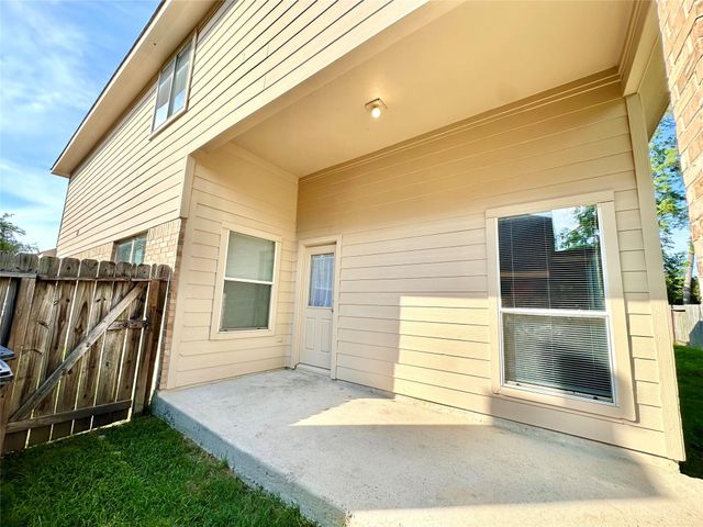 9611 Babbling Spring Court, Tomball, TX 77375