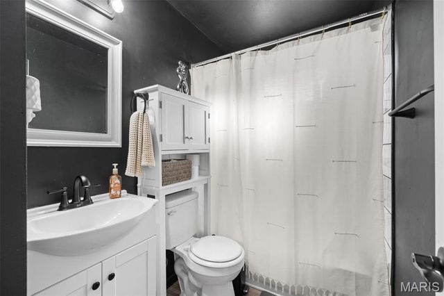 3307 Fleet Lane, St Charles, MO 63301