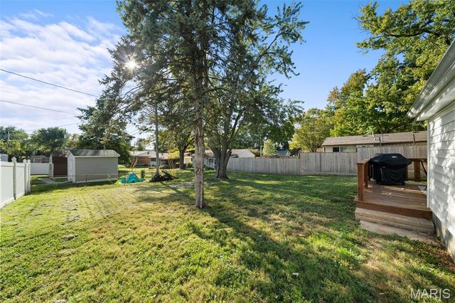 3307 Fleet Lane, St Charles, MO 63301
