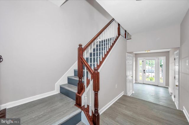 1261 LINDSAY LN, Hagerstown, MD 21742