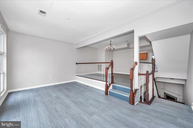 1261 LINDSAY LN, Hagerstown, MD 21742