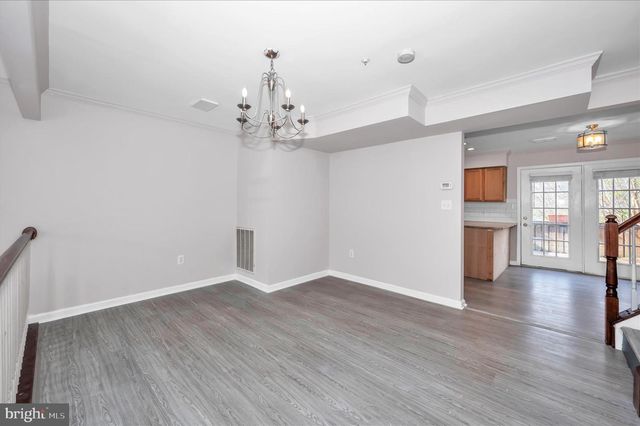 1261 LINDSAY LN, Hagerstown, MD 21742