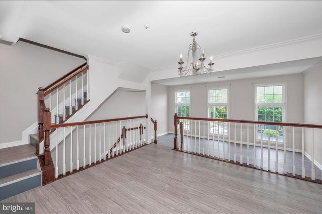 1261 LINDSAY LN, Hagerstown, MD 21742