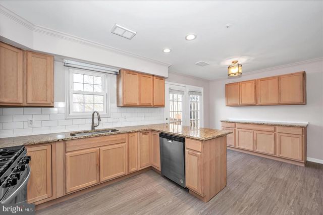 1261 LINDSAY LN, Hagerstown, MD 21742