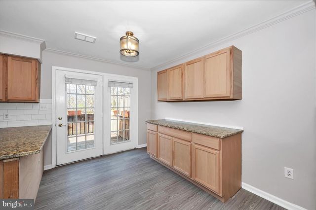 1261 LINDSAY LN, Hagerstown, MD 21742