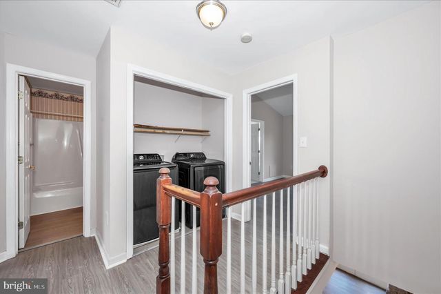 1261 LINDSAY LN, Hagerstown, MD 21742