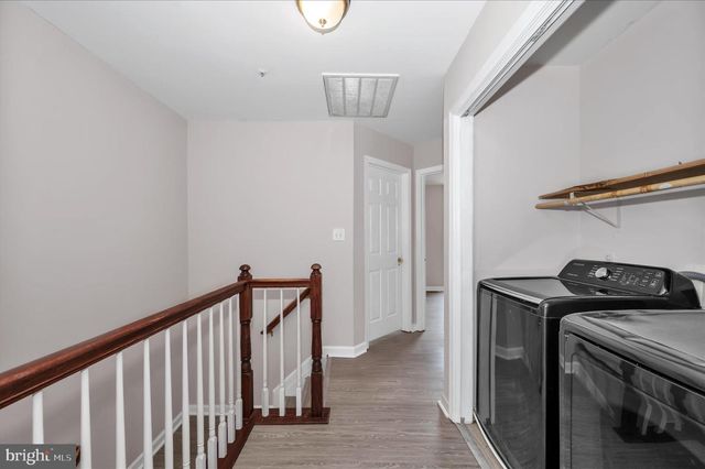 1261 LINDSAY LN, Hagerstown, MD 21742
