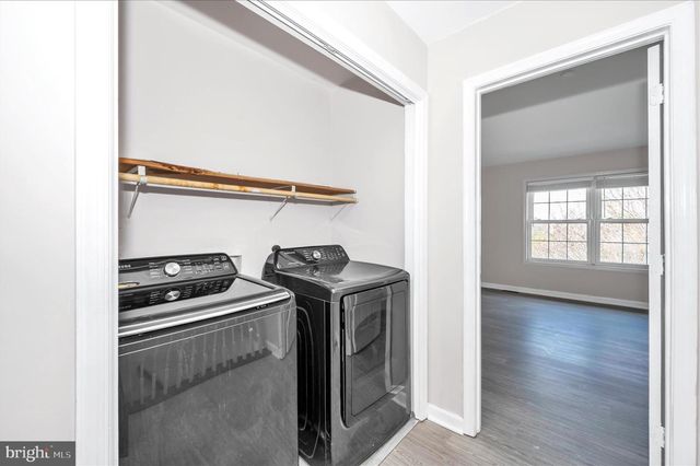 1261 LINDSAY LN, Hagerstown, MD 21742