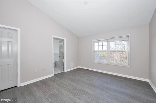 1261 LINDSAY LN, Hagerstown, MD 21742