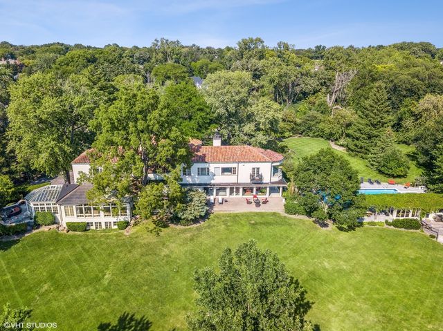 1125 Longvalley Road, Glenview, IL 60025