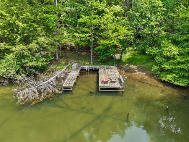 316 Wood View Drive, East Bernstadt, KY 40729