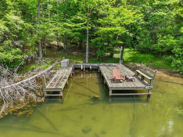 316 Wood View Drive, East Bernstadt, KY 40729