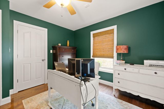 316 Wood View Drive, East Bernstadt, KY 40729