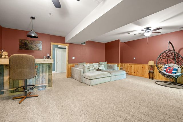 316 Wood View Drive, East Bernstadt, KY 40729