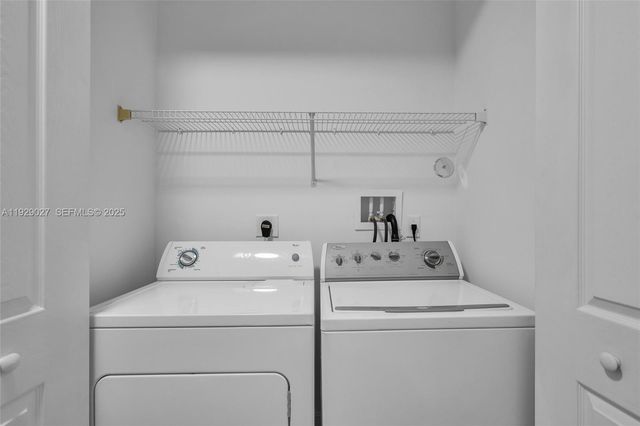 4088 W Palm Aire Dr 21, Pompano Beach, FL 33069