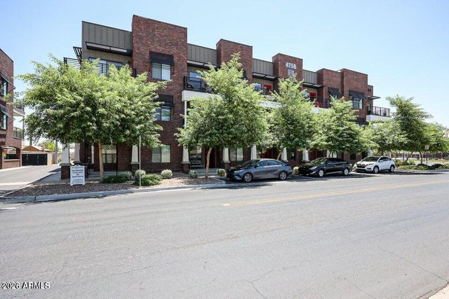 475 N 9TH Street 204, Phoenix, AZ 85006