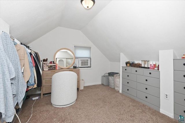 2818 E 3rd St, Superior, WI 54880