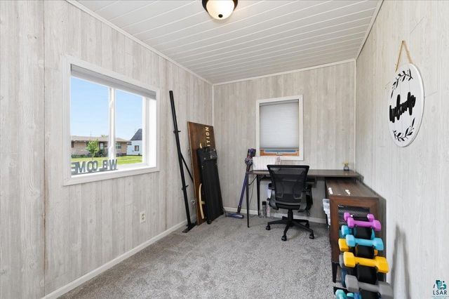 2818 E 3rd St, Superior, WI 54880