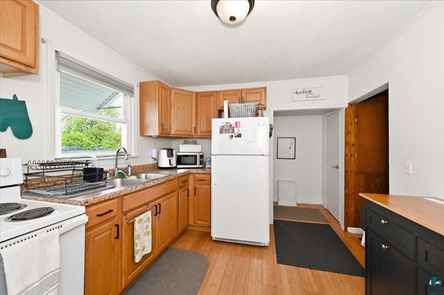 2818 E 3rd St, Superior, WI 54880