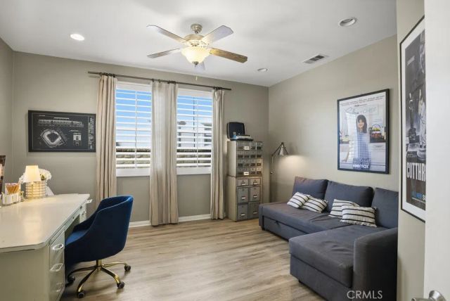 22458 Plantation Court, Saugus, CA 91350