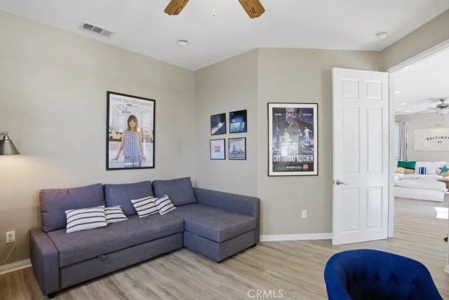 22458 Plantation Court, Saugus, CA 91350