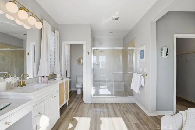 22458 Plantation Court, Saugus, CA 91350