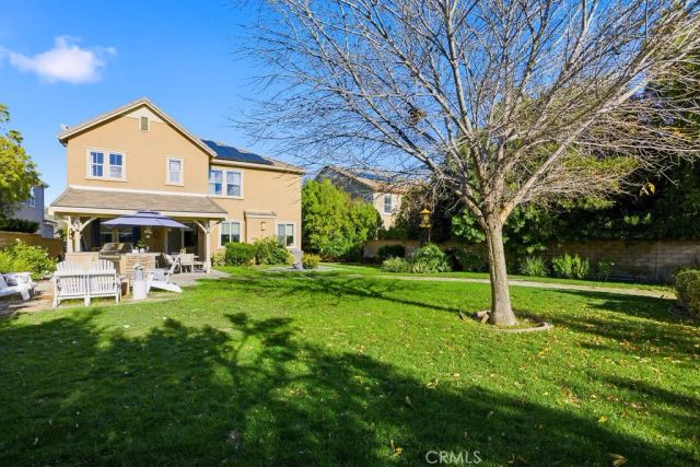 22458 Plantation Court, Saugus, CA 91350