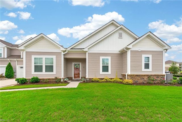 1501 Acadian Dr Unit D, Suffolk, VA 23434
