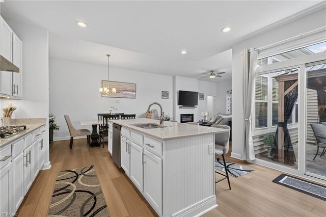 1501 Acadian Dr Unit D, Suffolk, VA 23434