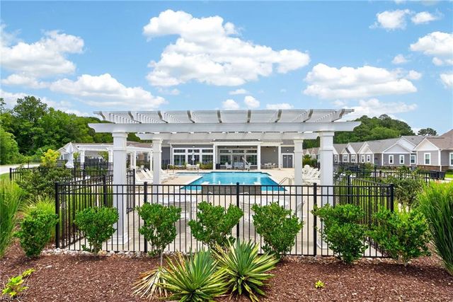 1501 Acadian Dr Unit D, Suffolk, VA 23434