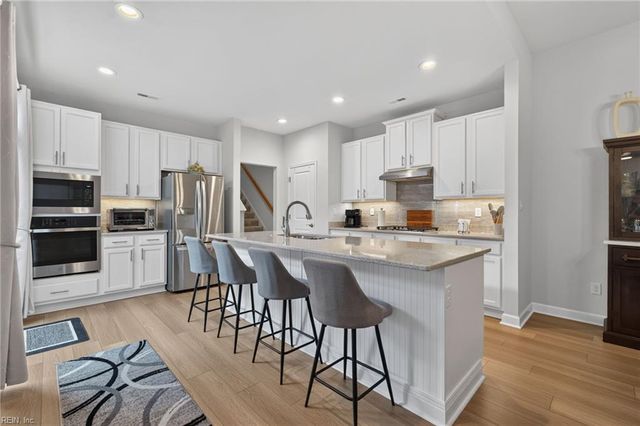 1501 Acadian Dr Unit D, Suffolk, VA 23434