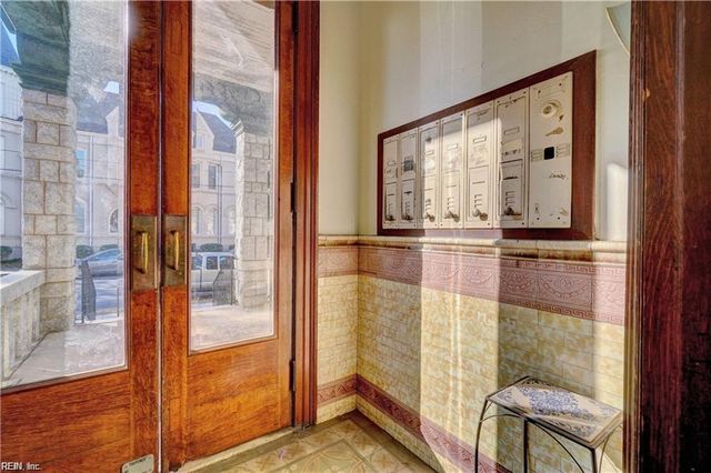 416 Pembroke Ave Apt C, Norfolk, VA 23507