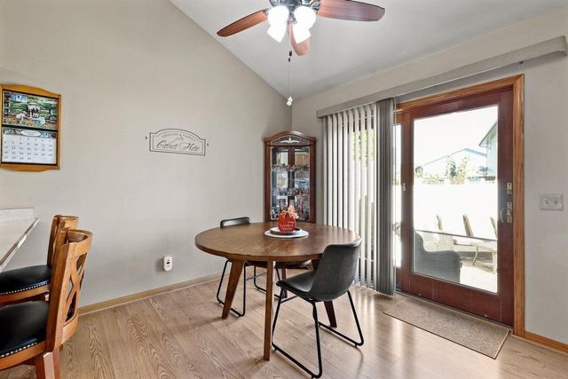 636 Constitution Lane, Deforest, WI 53532