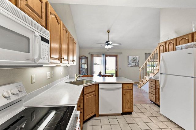 636 Constitution Lane, Deforest, WI 53532