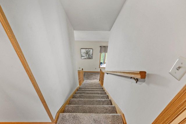 636 Constitution Lane, Deforest, WI 53532