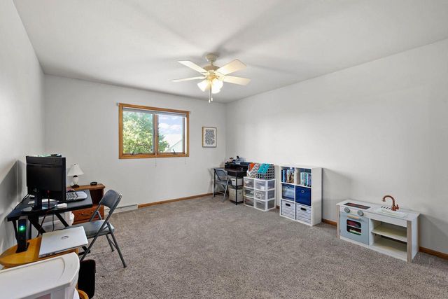 636 Constitution Lane, Deforest, WI 53532