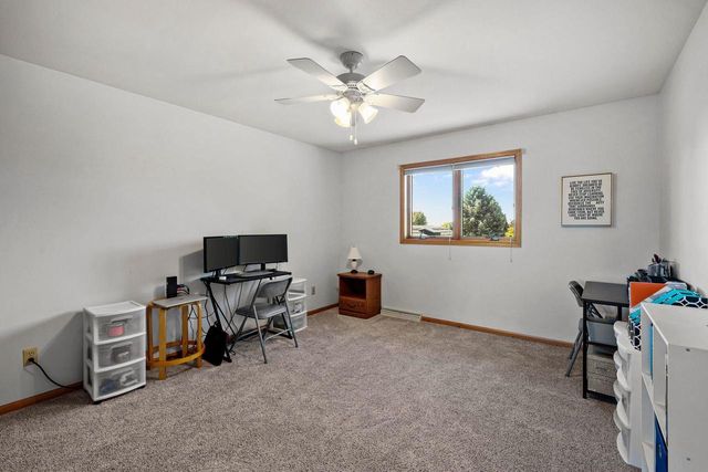 636 Constitution Lane, Deforest, WI 53532