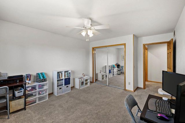 636 Constitution Lane, Deforest, WI 53532