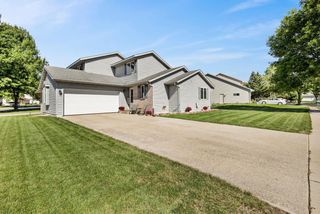 636 Constitution Lane, Deforest, WI 53532