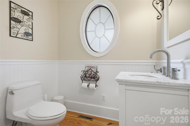 227 Black Bear Cove, Clyde, NC 28721